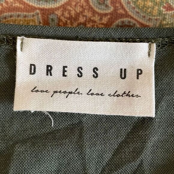 Dress Up Army Green Tiered Top - L - Picture 4 of 5